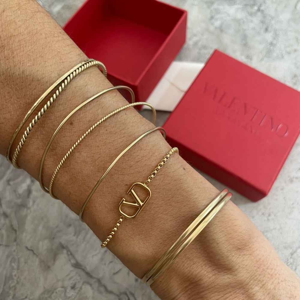 Valentino Bracelet V logo VLogo Signature Gold Tone Adjustable Red Box Chain